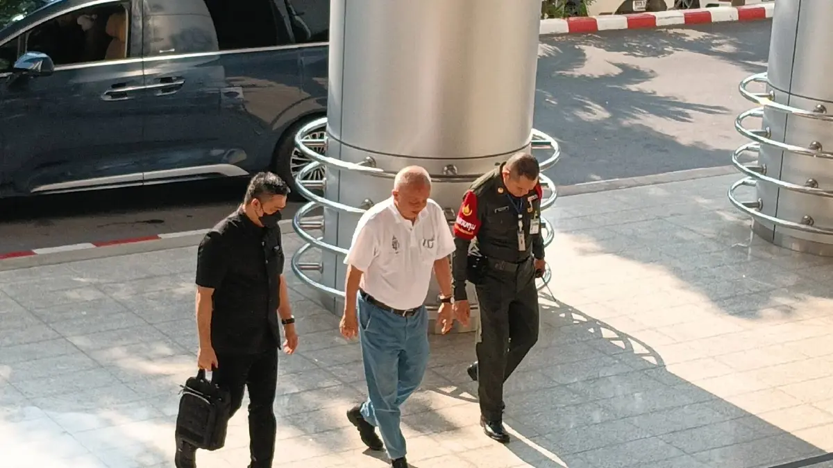 ด่วน! ศาลพิพากษาคุก "สนธิ" 4 เดือน ไม่รอลงอาญา คดีหมิ่นประมาท "ธนกร" (มีคลิป)