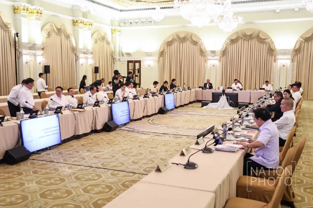 ลุยเต็มสูบ! "อนุทิน" นำถก ครม. นัดแรก ย้ำทำงาน "ทีมเดียวกัน" ยึดประโยชน์ประชาชน "เป้าหมายสูงสุด"