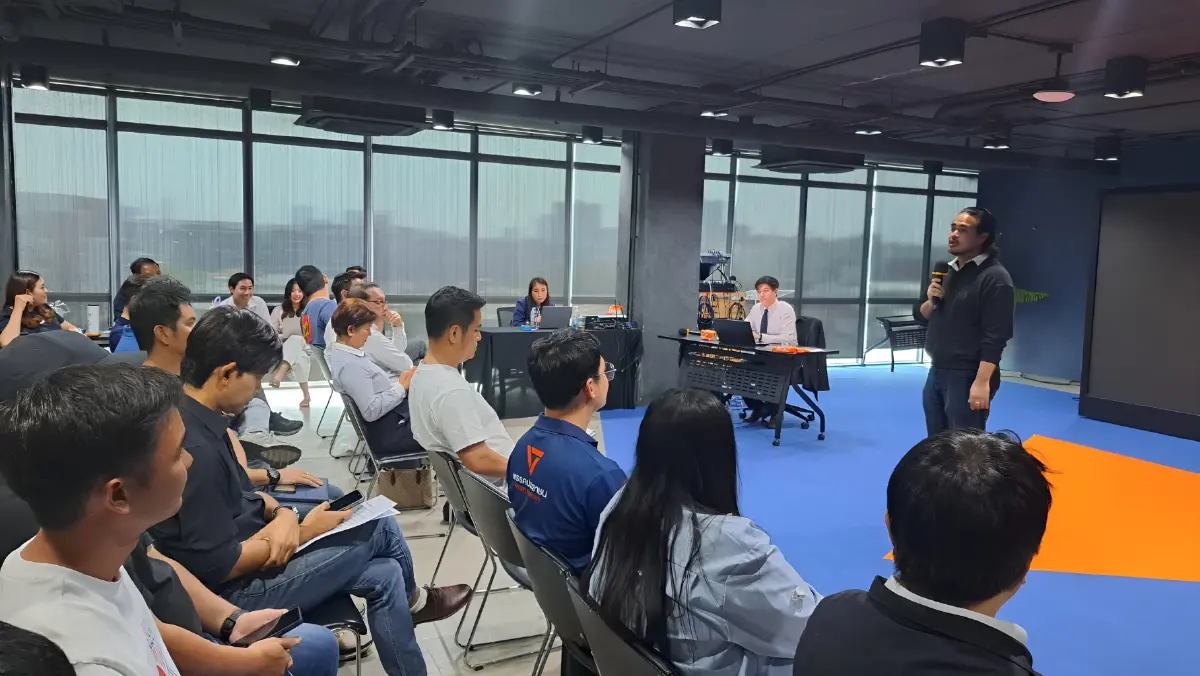 จับตา "อ.ต้น-ไอซ์ รักชนก" นั่งประธาน กมธ. "พัฒนาเศรษฐกิจ-งบประมาณ"