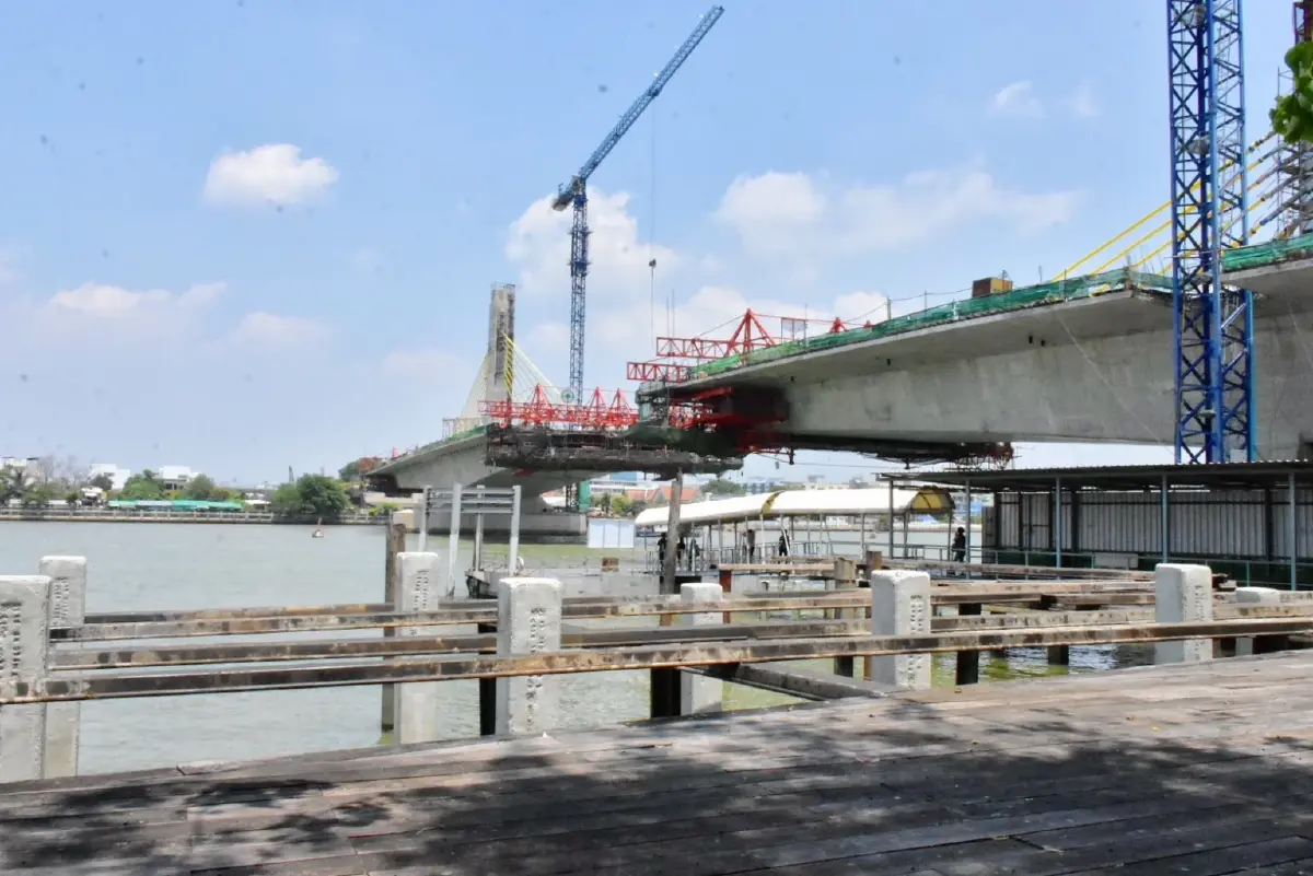 “สรรเพชญ” สั่งคุมเข้มเรือโดยสารรับสงกรานต์ ย้ำปลอดภัย – หาทางลดค่าโดยสาร