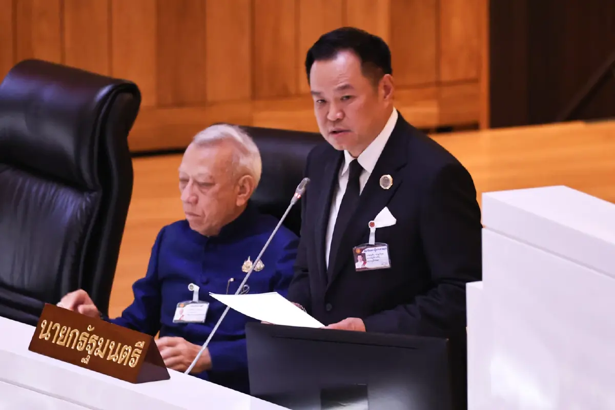 โพลเผย ปชช.หนุนรัฐ ปรับโครงสร้างราคาพลังงาน ลดค่าใช้จ่ายเร็วสุด