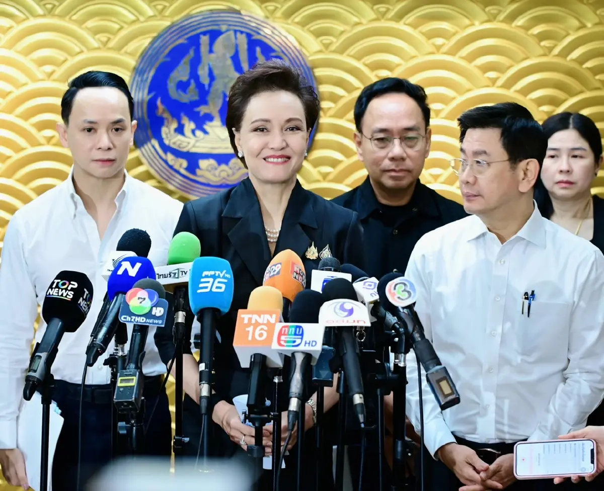 รมว.พาณิชย์ชู 5 นโยบายหลัก รับมือ 'วิกฤตซ้อนวิกฤต' แก้ระยะสั้นคู่ปรับโครงสร้างระยะยาว