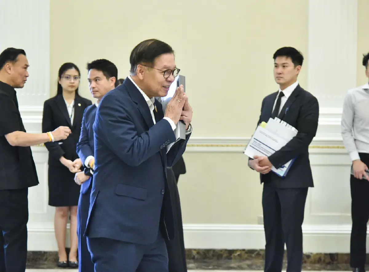 "นายกฯ" ถก ก.น.บ. นัดแรก แบ่งงาน 5 รองนายกฯ คุมอนุฯ 6 ภาค คุมเข้มงบจังหวัด 2.8 หมื่นล้าน ต้องไม่ซ้ำซ้อน