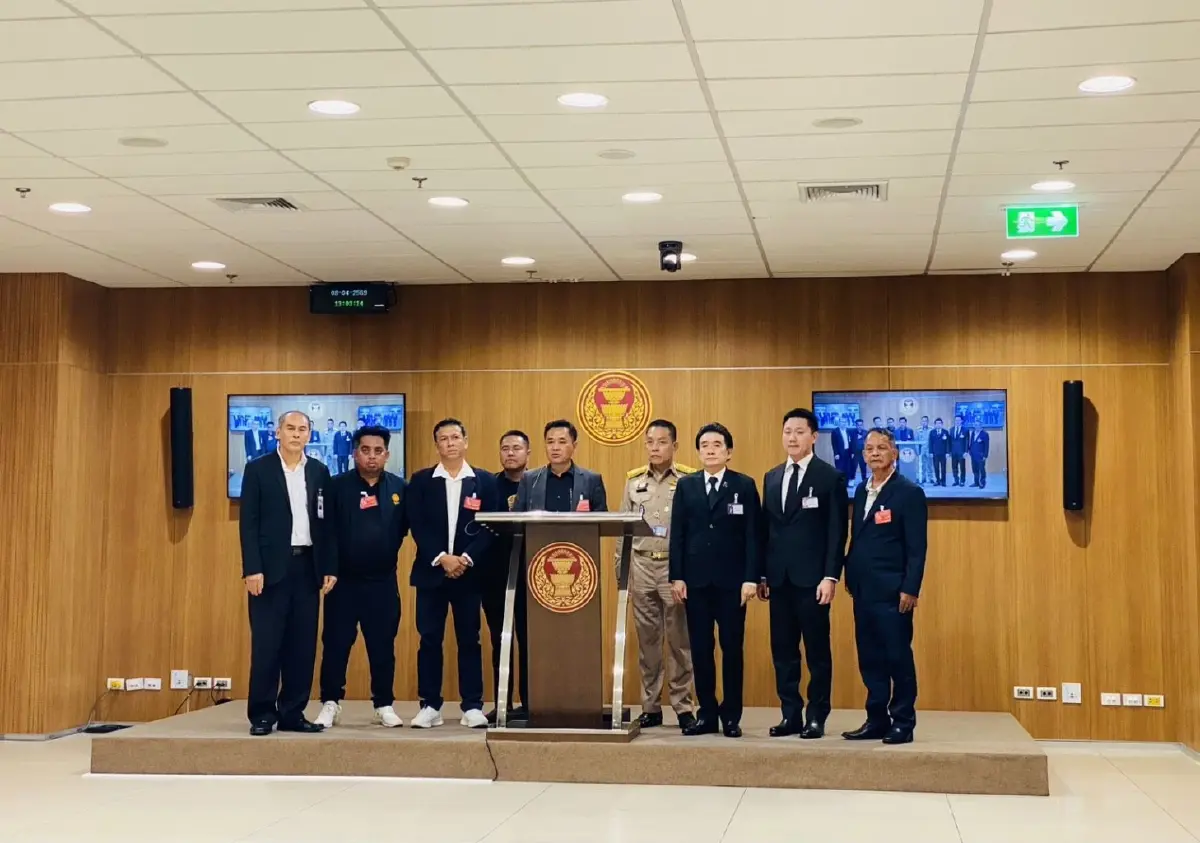 "12 พรรคจิ๋ว" ถึงกับโวย ได้ 15 นาที ในการชำแหละนโยบายรัฐบาล!