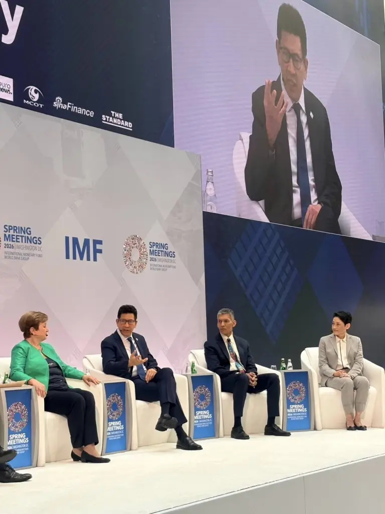 'เอกนิติ' หนึ่งเดียวจากอาเซียน ขึ้นเวทีการเงินโลก ย้ำเสถียรภาพเศรษฐกิจไทยแกร่ง