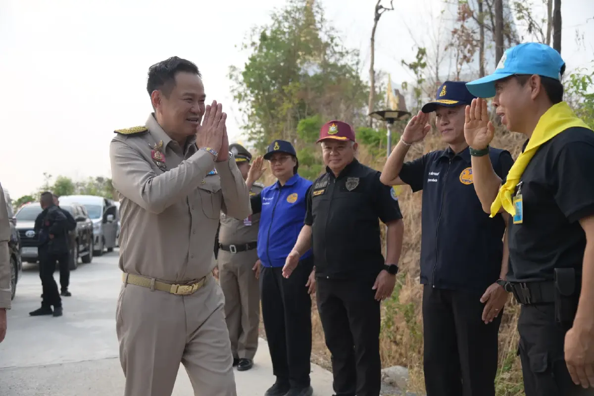ประกาศก้องกลางดอย! "นายกฯ" สั่งลุย "ป่าเปียก" สกัดไฟป่าดอยสะเก็ด กำชับเจ้าหน้าที่เซฟชีวิต