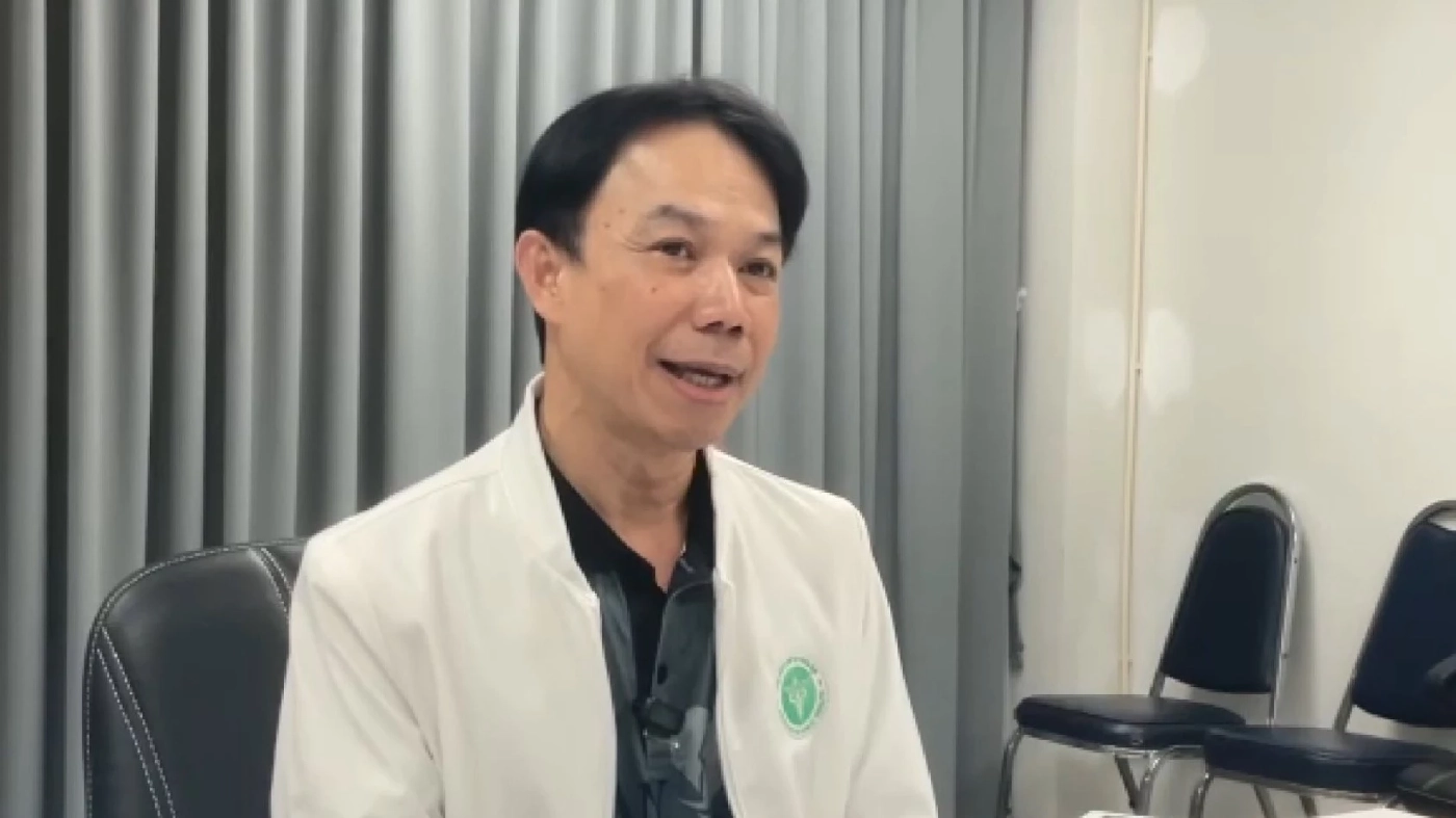  นายแพทย์อิศวร ดวงจินดา ผู้อำนวยการโรงพยาบาลด่านช้าง จังหวัดสุพรรณบุรี