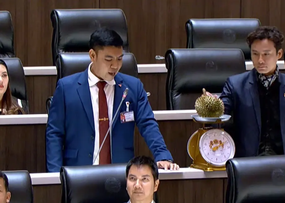 สส.ระยอง งัดตราชั่ง-ทุเรียนพิสูจน์พรีเมียม 100 บาทเป็นไปไม่ได้!