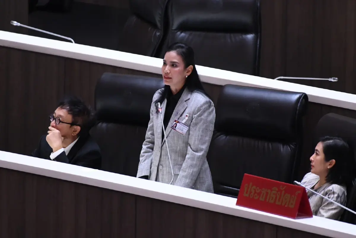 "ประชาธิปัตย์" ชงญัตติสภาฯ ตั้ง กมธ.ปฏิรูปการจัดการน้ำท่วม