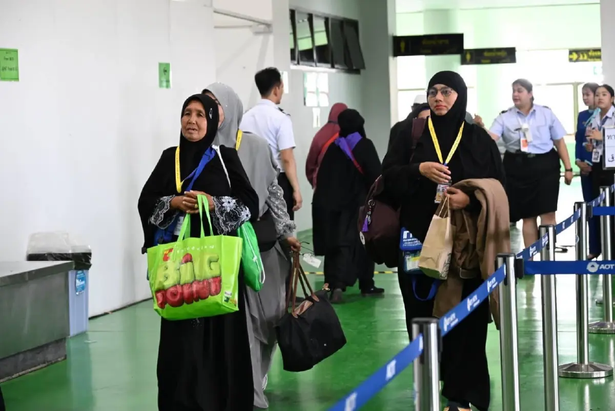 ฮัจญ์เที่ยวแรกคึก! “เจเศรษฐ์ – ปิยะศิริ” ดูแลราบรื่นก่อนเดินทาง