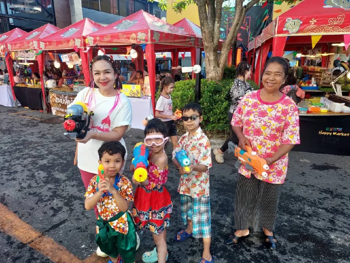 “สงกรานต์ภูเก็ตโนแอล” สร้างต้นแบบท่องเที่ยว สืบสานเจตนารมณ์ไม่ผลิตคนเมาลงถนน