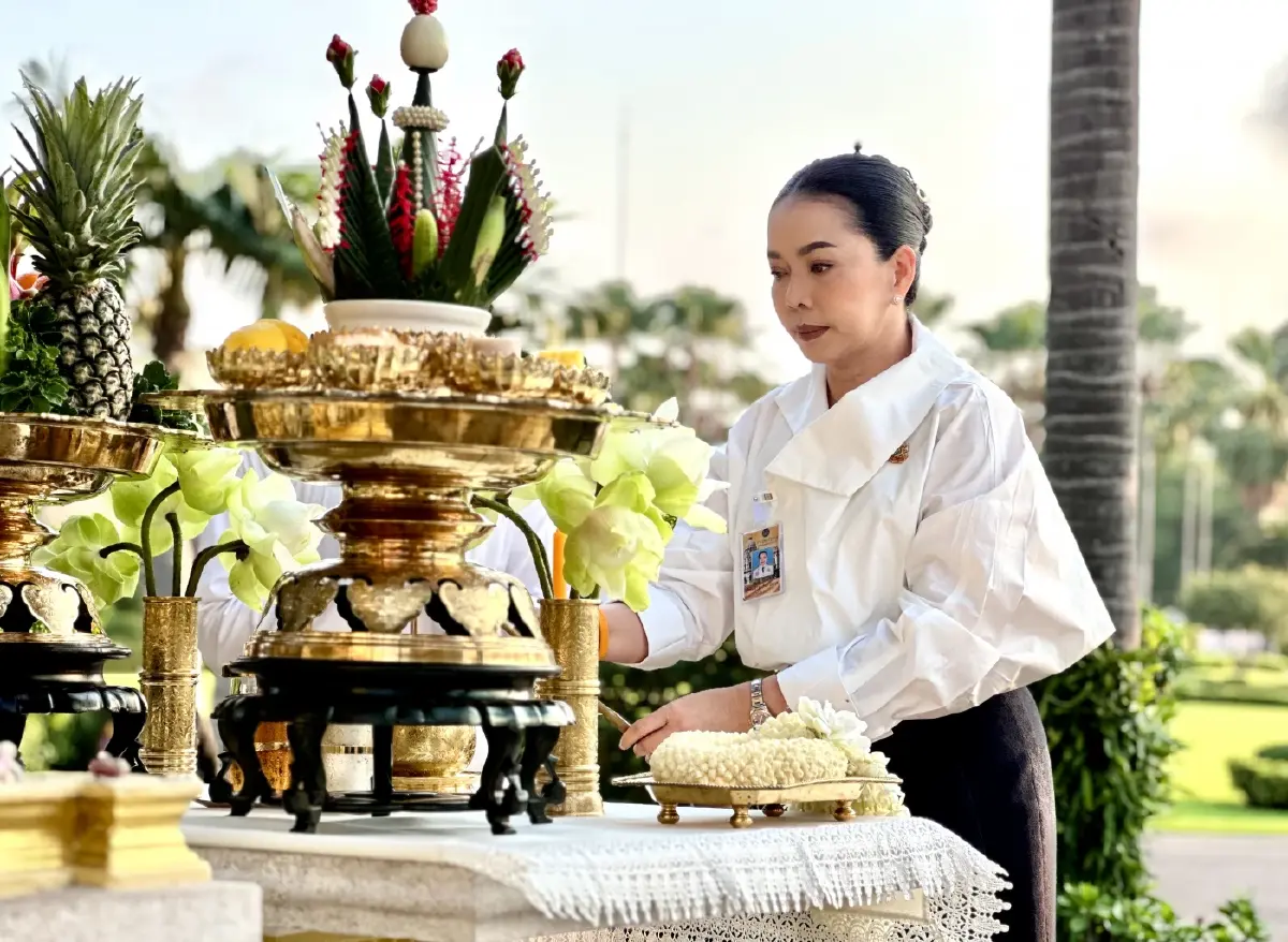 "สุขสมรวย" สักการะสิ่งศักดิ์สิทธิ์ทำเนียบฯ ก่อนทำหน้าที่