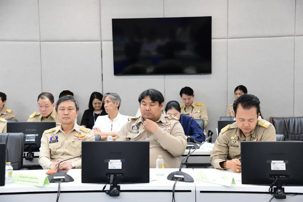 'พิพัฒน์' กางแผนคมนาคมยุคใหม่ 4 นโยบายเด่น มุ่งลดภาระค่าเดินทาง ลุยสางปัญหาเร่งด่วน