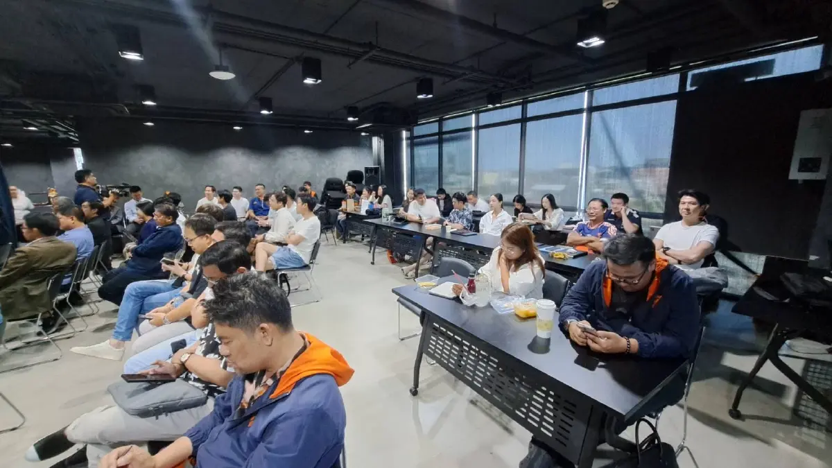 จับตา "อ.ต้น-ไอซ์ รักชนก" นั่งประธาน กมธ. "พัฒนาเศรษฐกิจ-งบประมาณ"