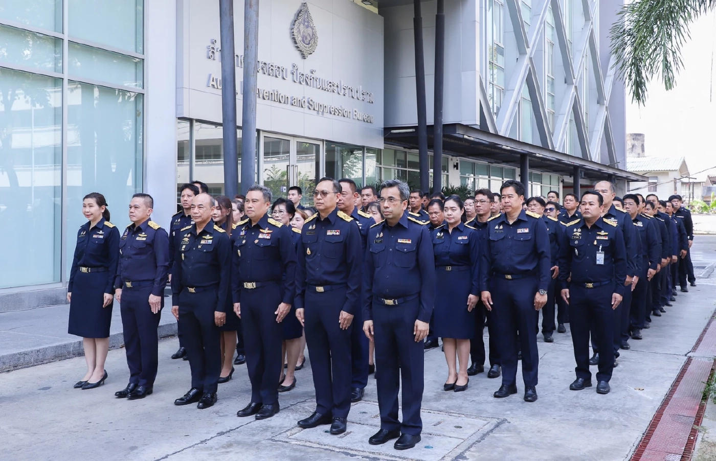 สรรพสามิตลงพื้นที่เชิงรุกตรวจปั๊ม-คลังน้ำมัน เฝ้าระวังปริมาณน้ำมัน ป้องกันการกักตุน