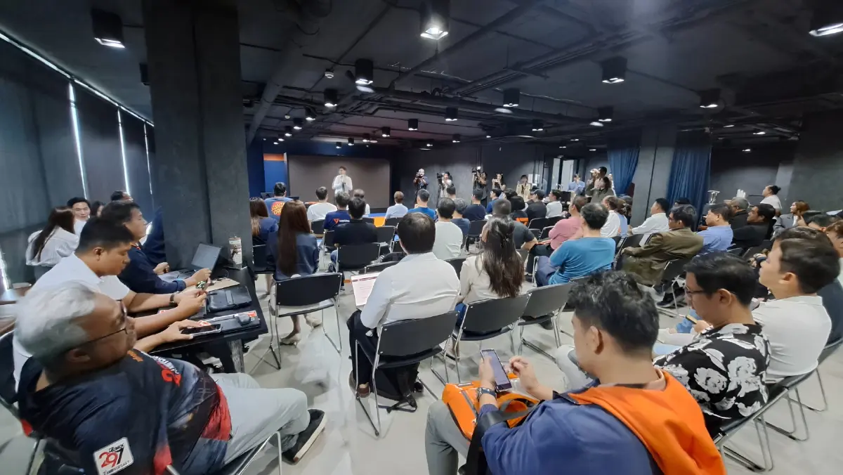 จับตา "อ.ต้น-ไอซ์ รักชนก" นั่งประธาน กมธ. "พัฒนาเศรษฐกิจ-งบประมาณ"