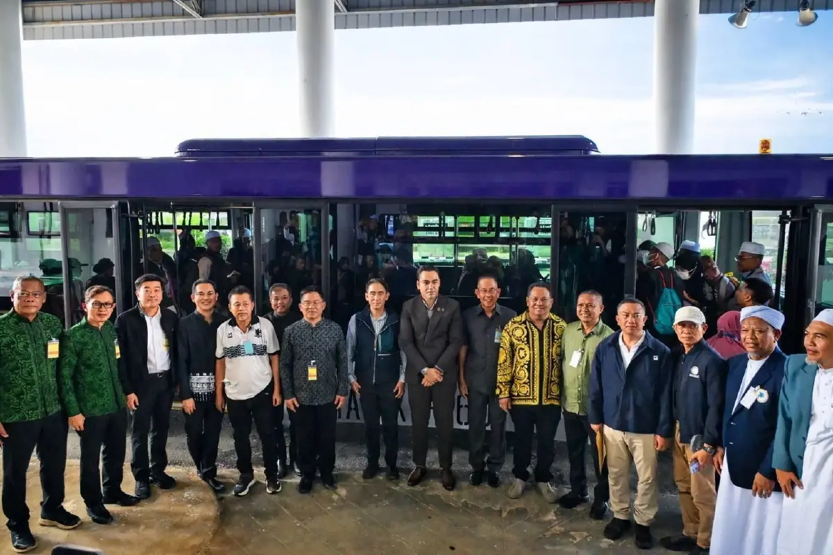 ฮัจญ์เที่ยวแรกคึก! “เจเศรษฐ์ – ปิยะศิริ” ดูแลราบรื่นก่อนเดินทาง