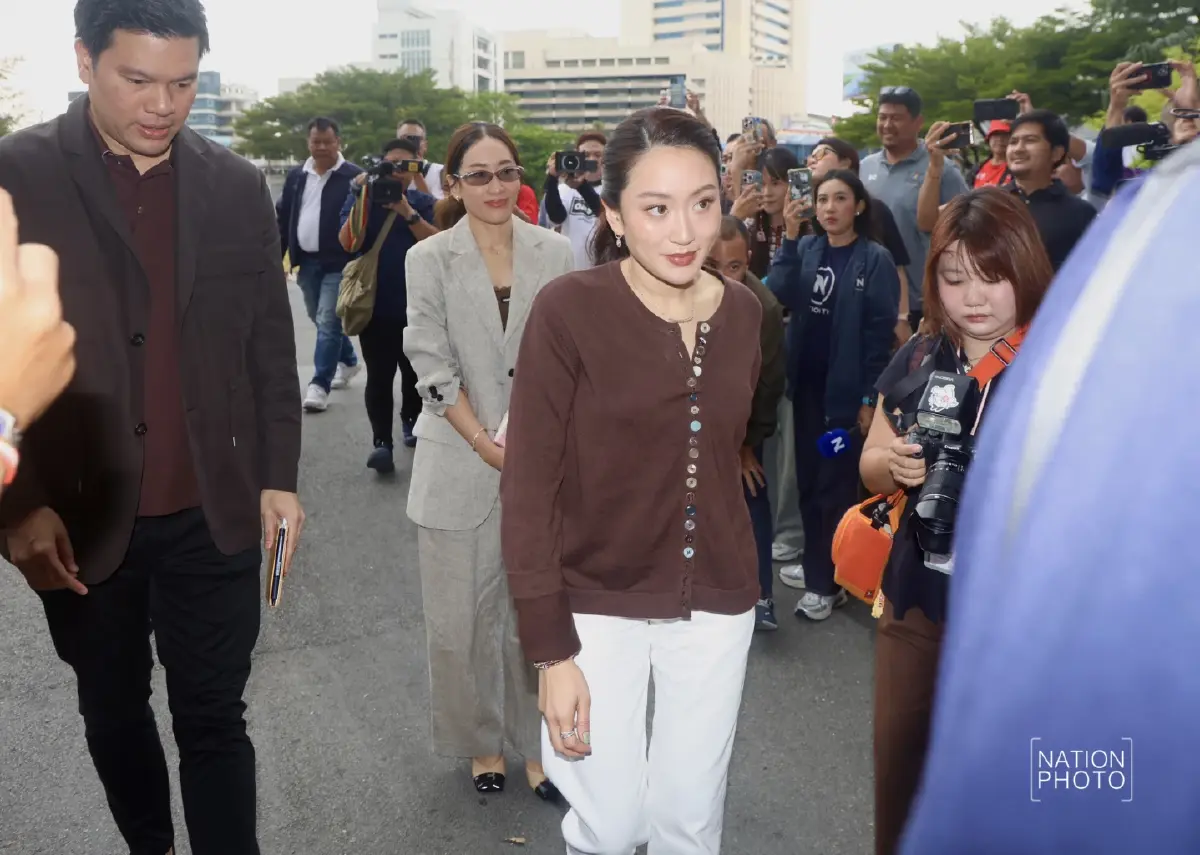 นับถอยหลัง 11 วัน "ทักษิณ" พักโทษกลับบ้าน "อุ๊งอิ๊ง-เอม" เยี่ยมส่งท้ายก่อนปล่อยตัว เผยเจ้าตัว "งง" ต้องติดกำไล EM