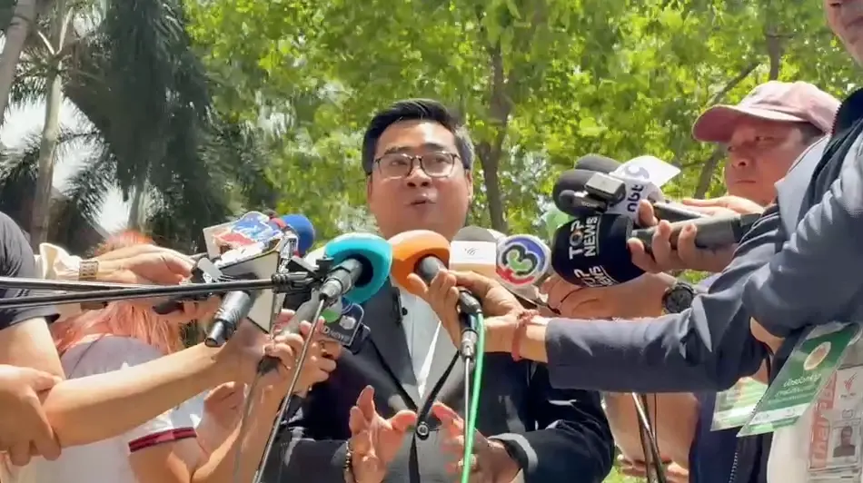 ทนายวิทูรย์ เก่งงาน ทนายความของกลุ่มผู้ต้องหาดิไอคอนกรุ๊ป 