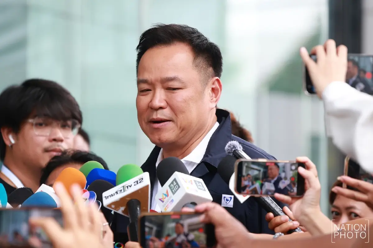 นายอนุทิน ชาญวีรกูล นายกรัฐมนตรี และ รมว.มหาดไทย