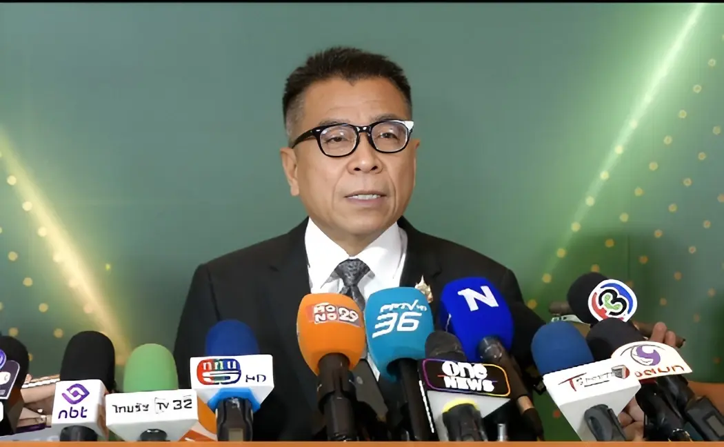 นายแสวง บุญมี เลขาธิการ กกต. 