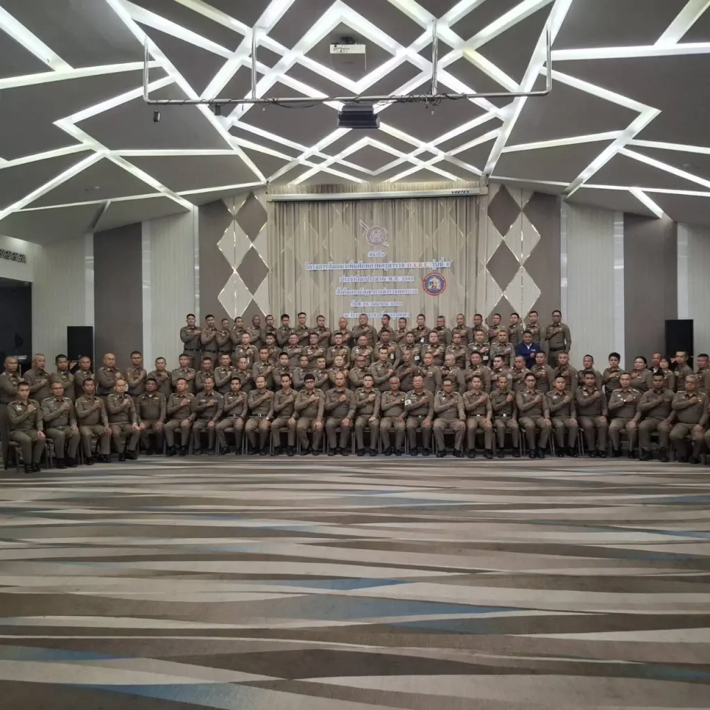 บิ๊กกอล์ฟ-รองจ๋อ ปั้นครูตำรวจ D.A.R.E. สร้างภูมิคุ้มกันยาเสพติดสถานศึกษา