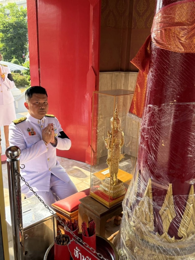 อัยการจังหวัดเเขวงนนท์ ร่วมพีธีวันจักรี รำลึกพระมหากรุณาธิคุณ