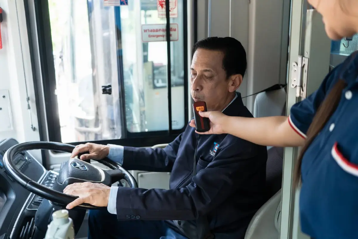 ไทย สมายล์ บัส คุมเข้มความปลอดภัยรับสงกรานต์ เช็กพร้อมทางเลือกสู้น้ำมันแพง