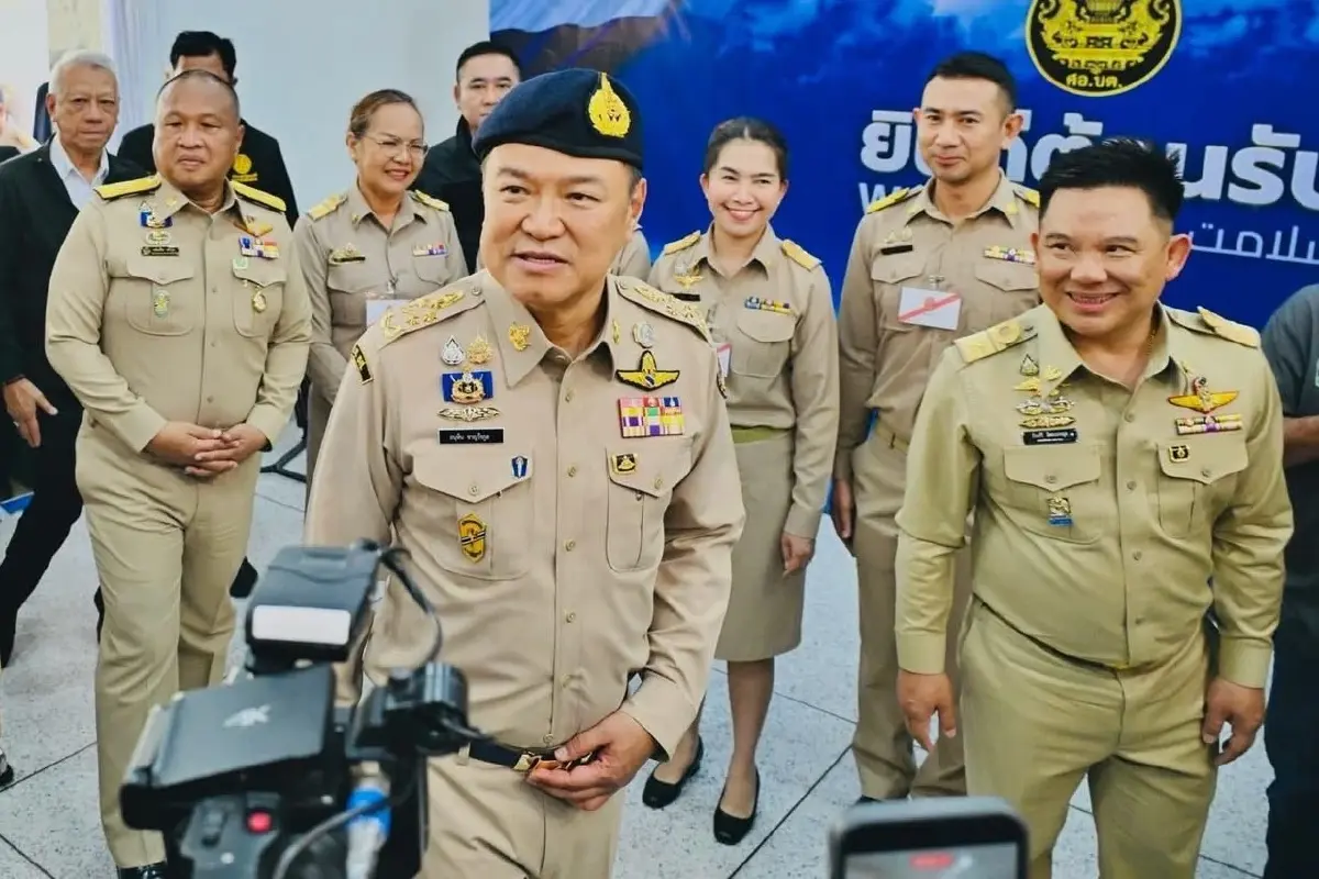 “นายกอนุทิน” ใจหาย 2 ทศวรรษ ศอ.บต. ถูกละเลย ลั่น ‘คืนเกียรติ’ ขรก.ใต้