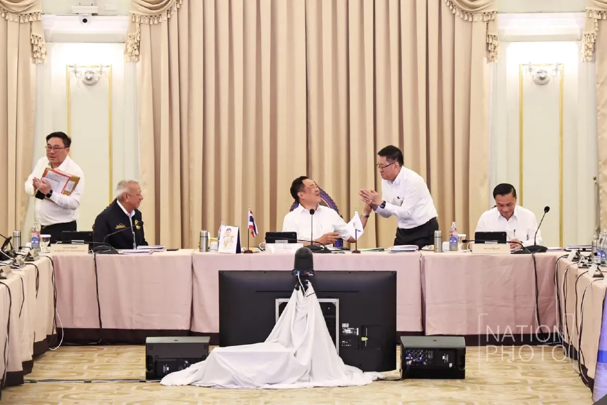 ลุยเต็มสูบ! "อนุทิน" นำถก ครม. นัดแรก ย้ำทำงาน "ทีมเดียวกัน" ยึดประโยชน์ประชาชน "เป้าหมายสูงสุด"