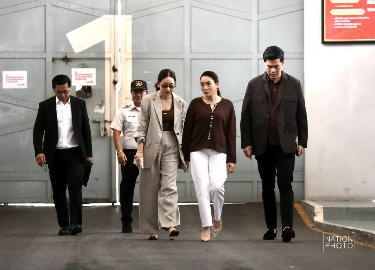 นับถอยหลัง 11 วัน "ทักษิณ" พักโทษกลับบ้าน "อุ๊งอิ๊ง-เอม" เยี่ยมส่งท้ายก่อนปล่อยตัว เผยเจ้าตัว "งง" ต้องติดกำไล EM