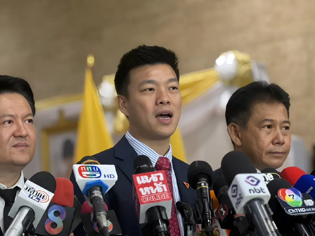 ใจเกินร้อย! "เท้ง ณัฐพงษ์" จัด 20 ขุนพลถล่ม "นโยบายรัฐบาล"