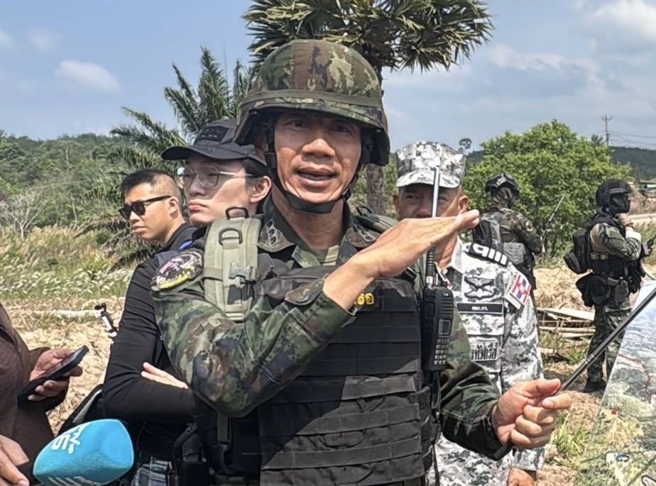 น.อ.ธรรมนูญ วรรณา 