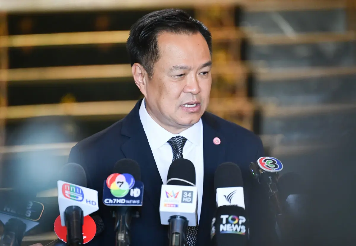 อนุทิน ชาญวีรกูล