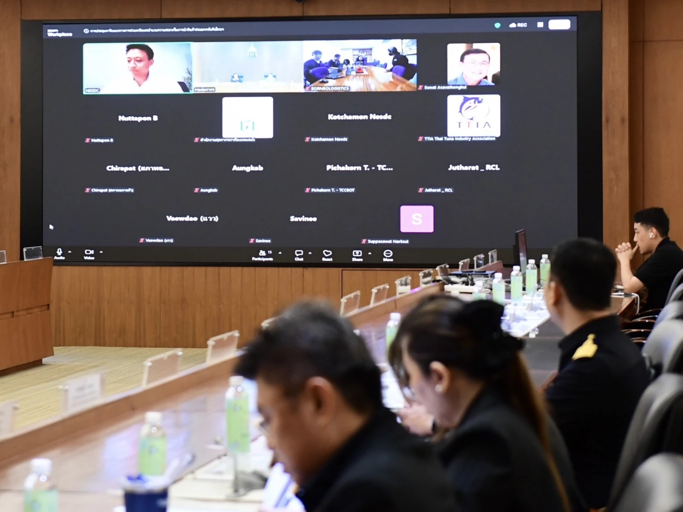 ศุลกากรขานรับนายกฯ - รมว.คลัง เร่งช่วยผู้ส่งออก รับมือวิกฤตตะวันออกกลาง