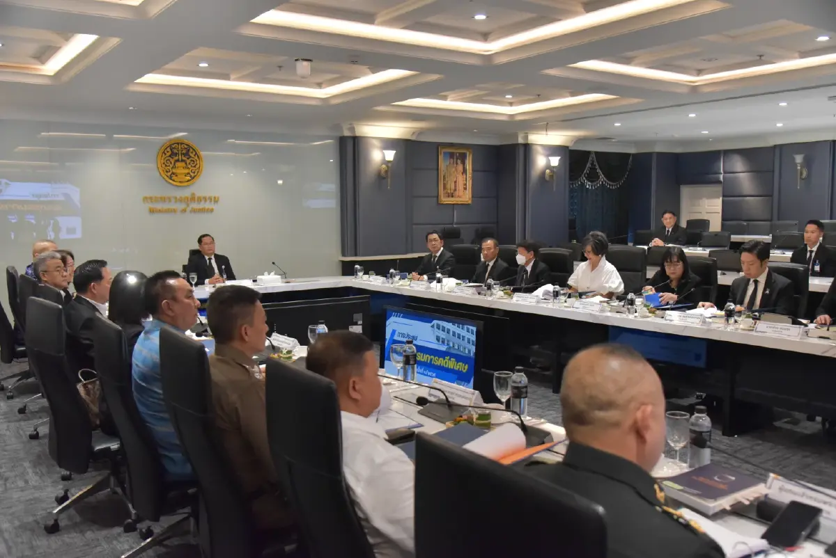 ดีเอสไอจัดหนัก! มติ กคพ. รับคดี "กักตุนน้ำมัน" เป็นคดีพิเศษ ยกระดับปราบอาชญากรรม "ไซเบอร์-คริปโต"