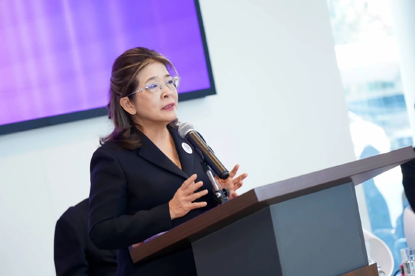 คุณหญิงสุดารัตน์ เกยุราพันธุ์