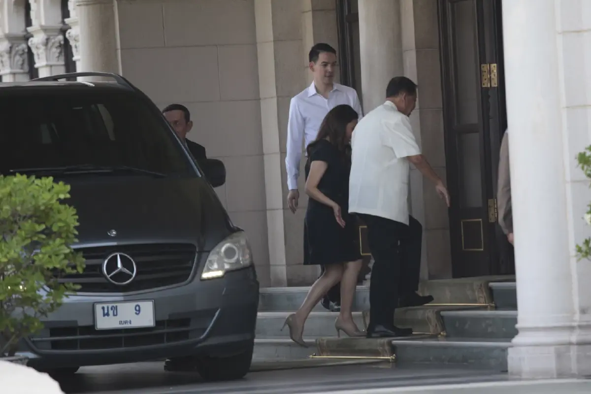 "วันนอร์" เข้าพบ "นายกฯ" รับมอบงานที่ปรึกษา มั่นใจคดียิง สส.กมลศักดิ์ ไม่มีการตัดตอน จี้ขยายผลหา "ผู้บงการ"