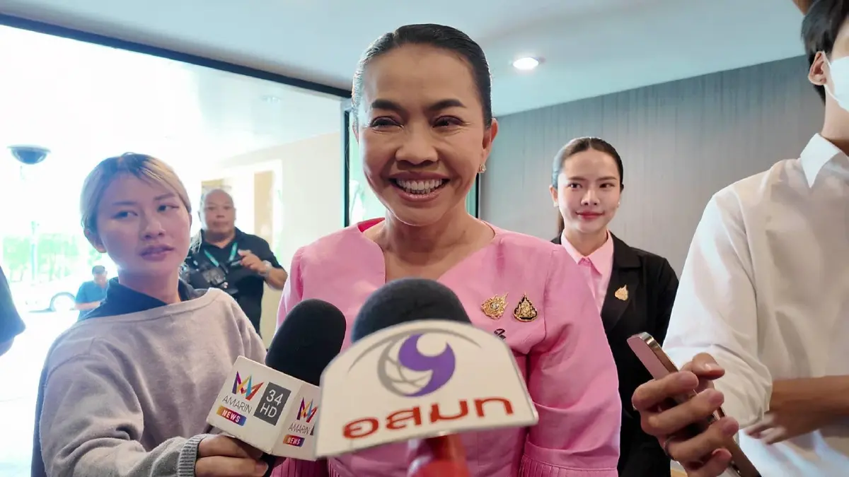 นางสุขสมรวย วันทนียกุล รัฐมนตรีประจำสำนักนายกรัฐมนตรี