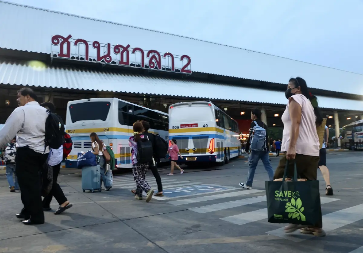 รัฐยันตรึงค่าโดยสาร บขส.ช่วงสงกรานต์ 2569 ลดภาระกลับภูมิลำเนา