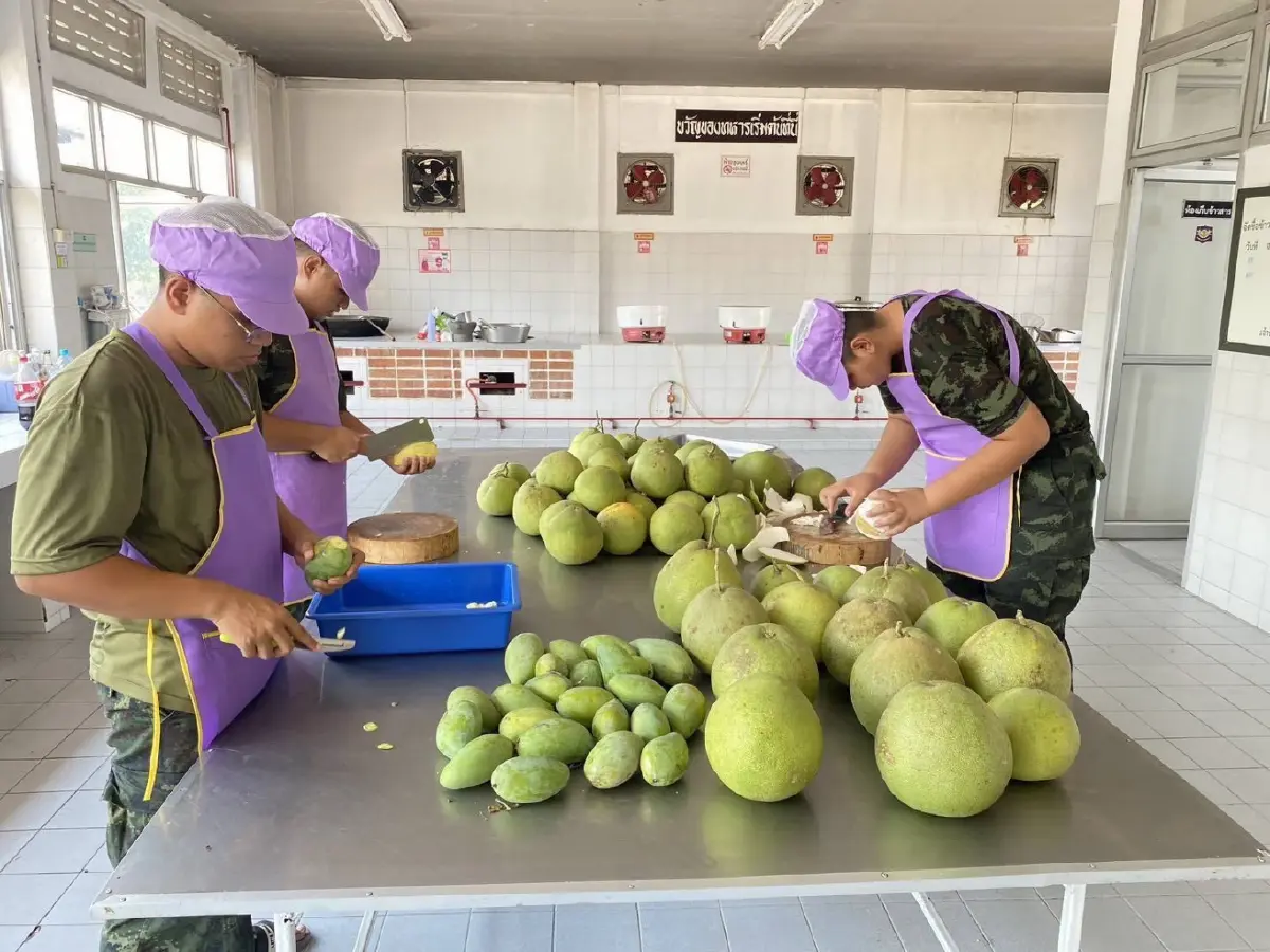 ทหารไทยยุคใหม่ ทภ.1 ระดมกำลังช่วยเหลือเกษตรกร ฝ่าวิกฤตพลังงาน