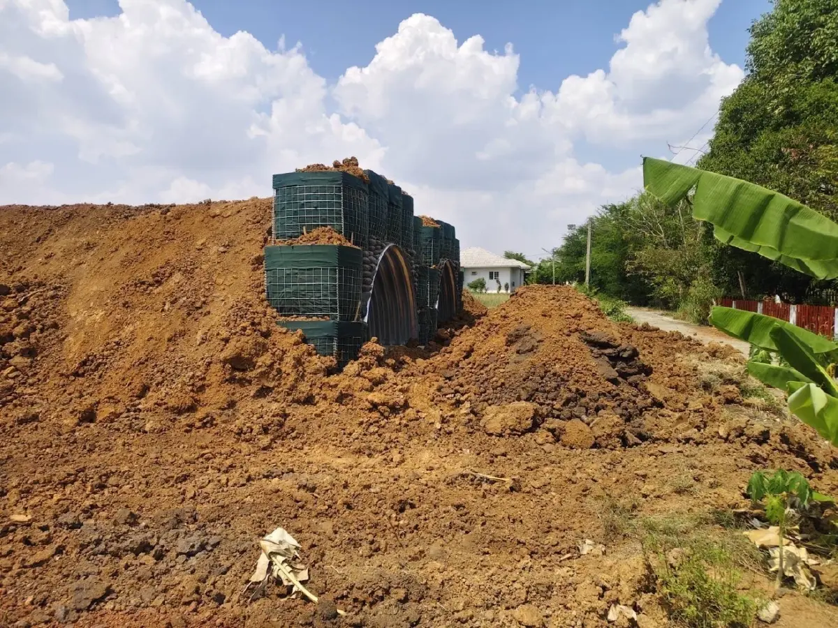 ประชาชนต้องปลอดภัย! ผบ.ทบ. สั่งเร่งสร้าง 182 หลุมหลบภัย เสริมมั่นคง "ชายแดนไทย-กัมพูชา"