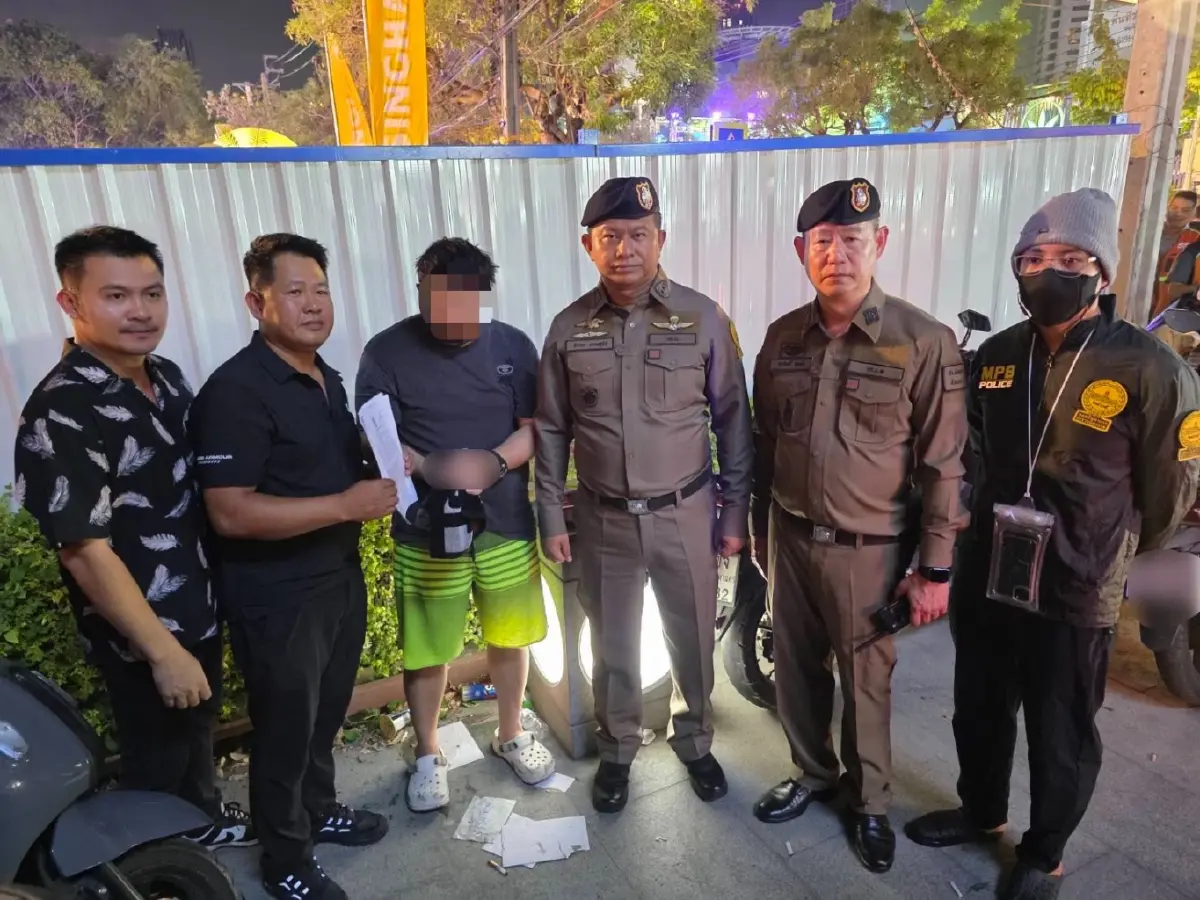 รวบผู้ต้องหาบัญชีดำเครือข่ายยาเสพติด ขณะเตรียมเข้างาน S2O