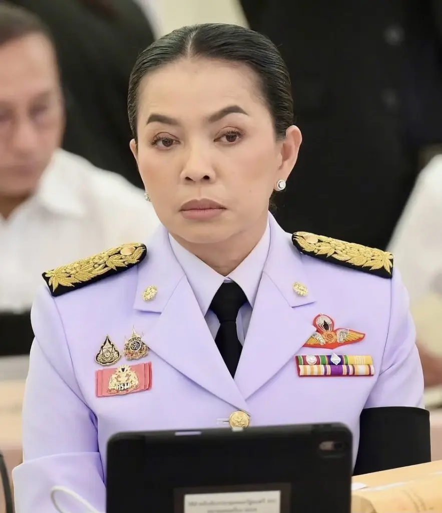 ใช้เวลาเล่นการเมือง 7 ปี เจ๊รวยขยับเป็น รมต.สำนักนายกฯ 