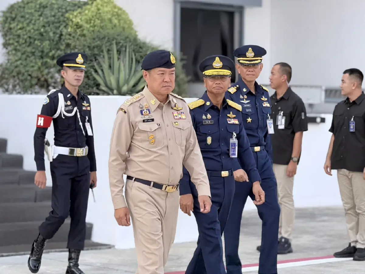 "อนุทิน" ยอมรับลงใต้เคลียร์ปม "แม่ทัพ 4" พร้อมรุดดูหน้างานเหตุบึ้มหลายจุด