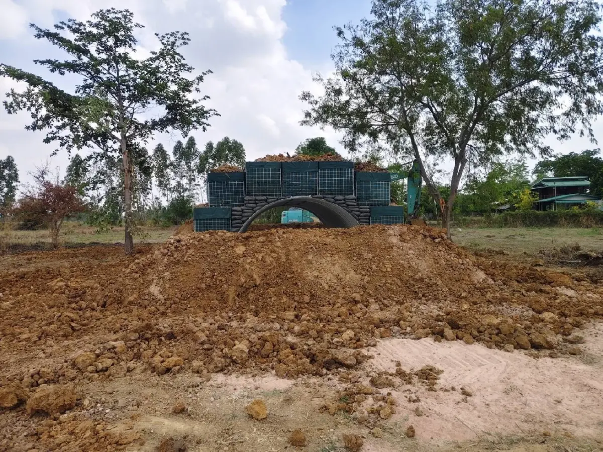 ประชาชนต้องปลอดภัย! ผบ.ทบ. สั่งเร่งสร้าง 182 หลุมหลบภัย เสริมมั่นคง "ชายแดนไทย-กัมพูชา"