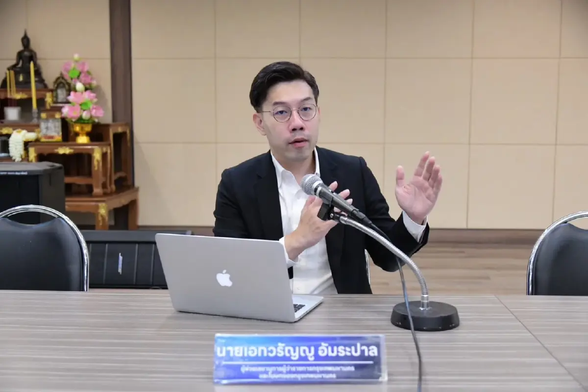 กทม. อัปเกรดป้ายรถเมล์ใหม่ทั้งเมือง! รอรถไม่ต้องเดาเวลา