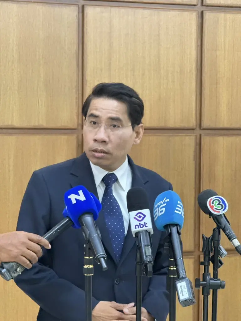 "ดร.ณัฏฐ์"  พยานคดีเลือกตั้ง ฝั่งกกต.  ย้ำ "กกต." มีอำนาจพิมพ์บาร์โค้ด   