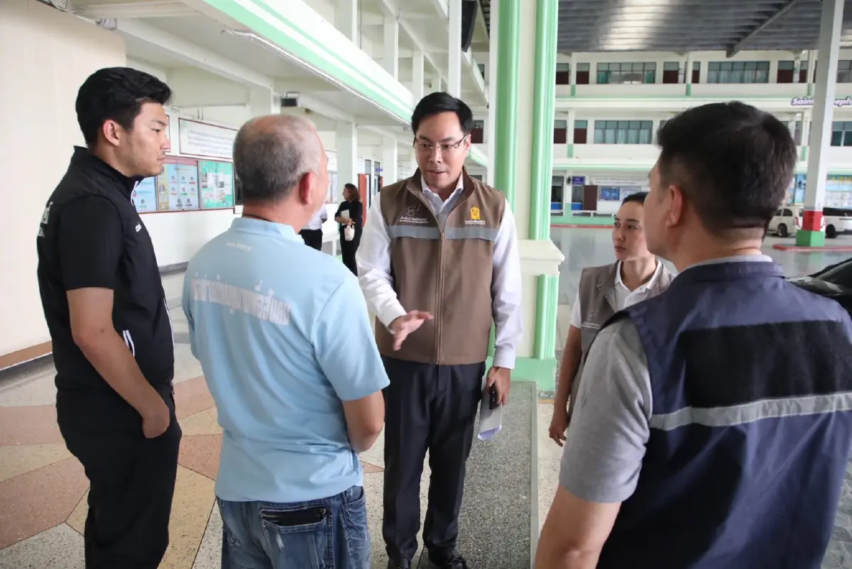 รมช.ศธ.ลงพื้นที่ จ.ลพบุรี สางปัญหาอดีตครู ล่วงละเมิด นร.