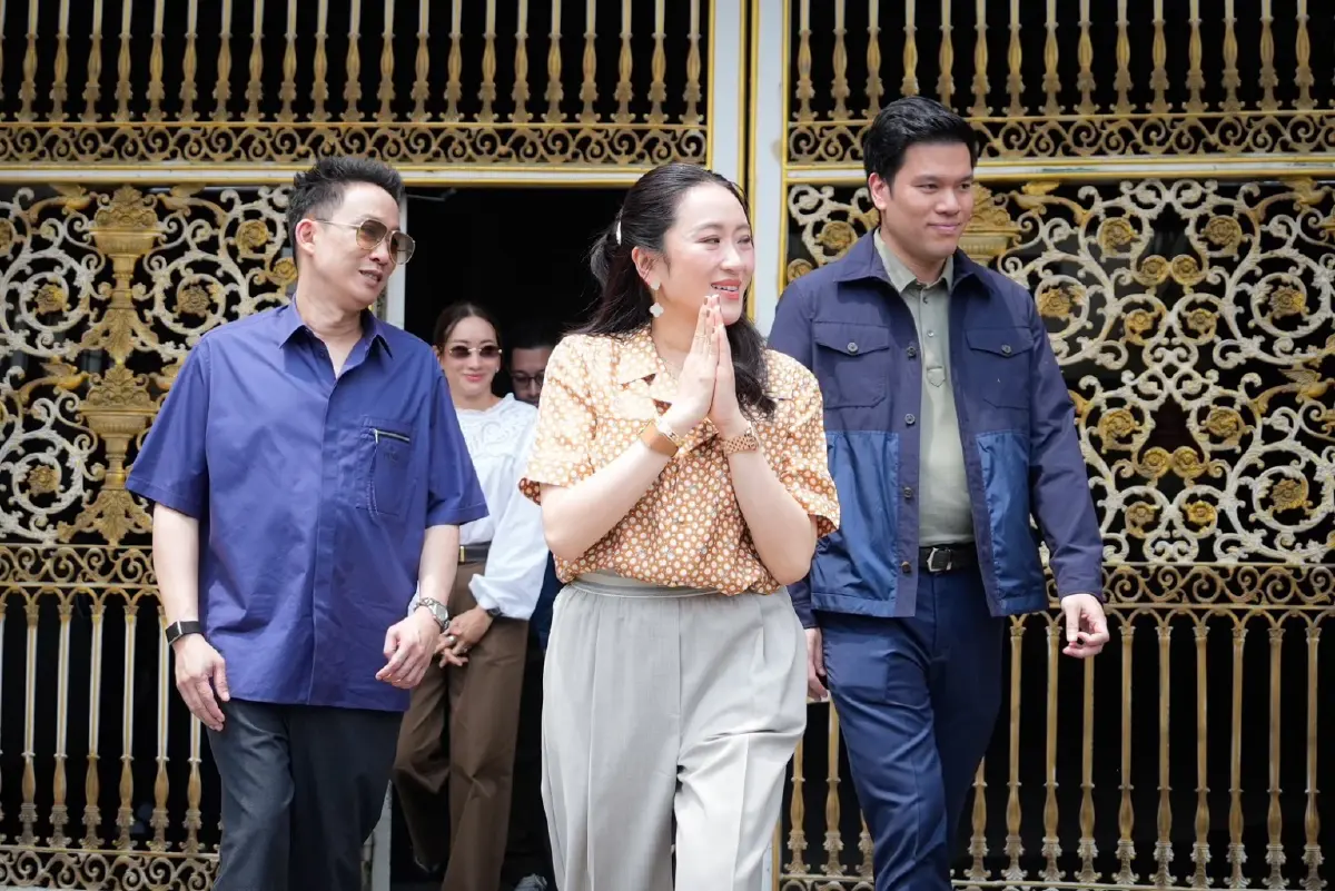"ครอบครัวชินวัตร" พร้อมหน้า! เยี่ยม "ทักษิณ" ผ่านลูกกรงครั้งสุดท้าย ก่อนปล่อยตัวพักโทษ 11 พ.ค.นี้